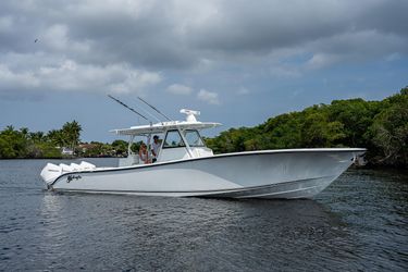 39' Yellowfin 2022 Yacht For Sale